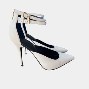 Jessica Simpson White Pointed Toe Stiletto Heels | Ankle Strap | Size 10